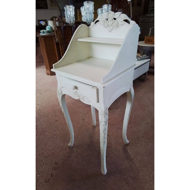 MEUBLE D’APPOINT STYLE LOUIS XV