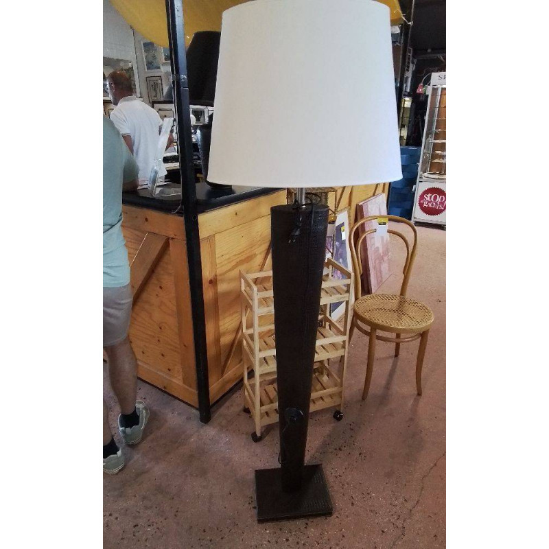 LAMPADAIRE MODERNE 