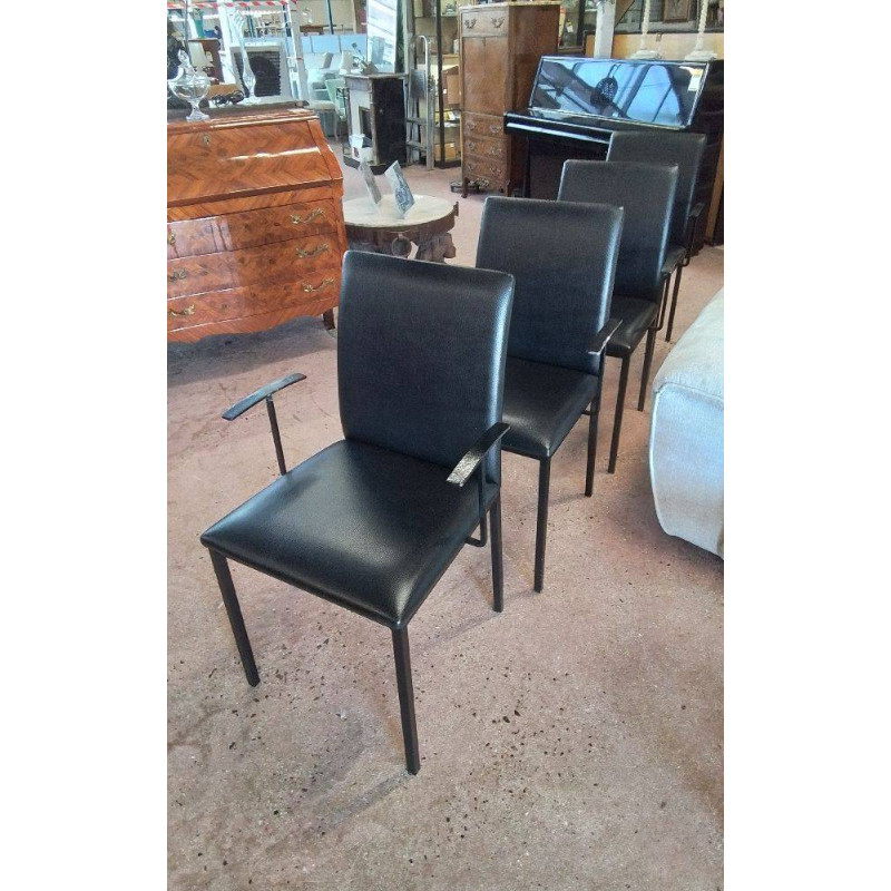 LOT DE 4 FAUTEUILS SIMILI 