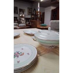 SERVICE DE TABLE 