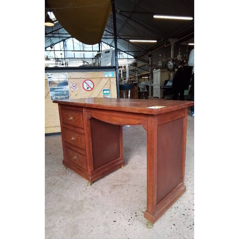 BUREAU 