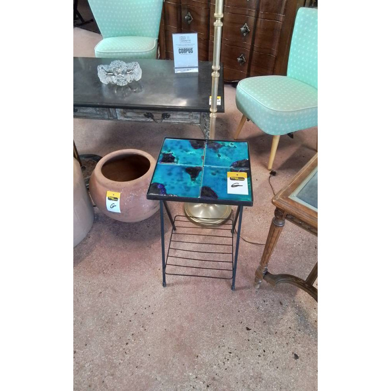 TABLE CARRELÉE